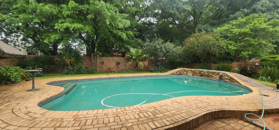 4 Bedroom Property for Sale in Stilfontein Ext 4 North West